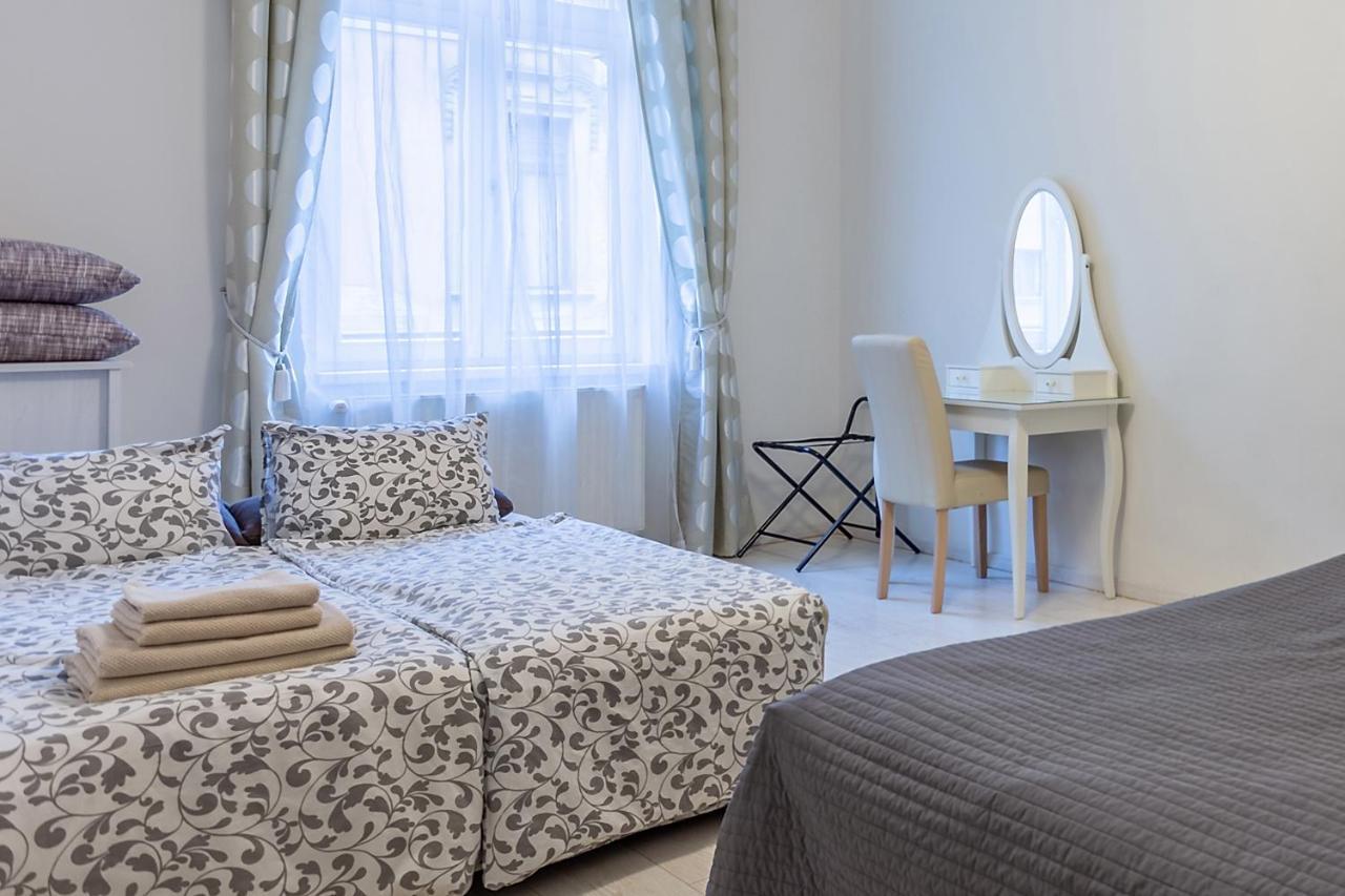 בודפשט Goldcentral Apartment Grand Boulevard מראה חיצוני תמונה
